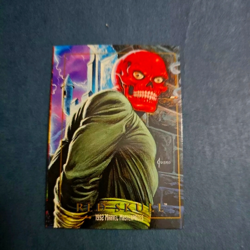 1992 Marvel Masterpiece Red Skull error cut trading card.